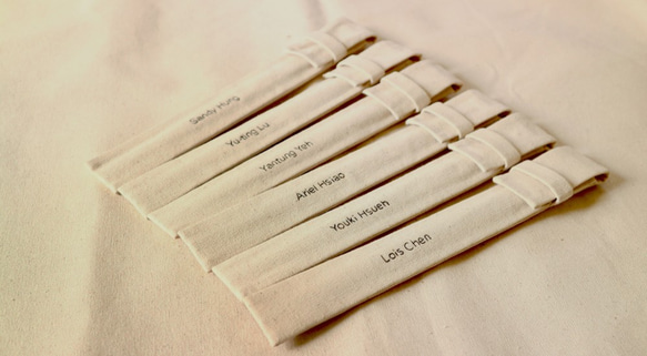 (畢業手工客製化禮物預售中) 素色布包裝筷袋(可客製化文字)筷子要另外購買 第3張的照片