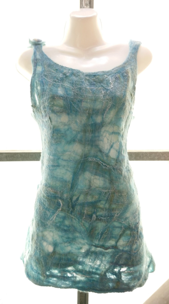 サイレント（MUM）ウールフェルトの手作りの服-青い海と空の色（*ロングコート/ドレス） 2枚目の画像