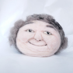羊毛氈立體擬真人物肖像系列口金包-老奶奶 第1張的照片