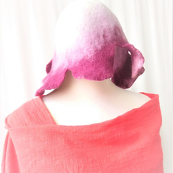 MUM-felt-默默羊毛氈手創-紫色系蘭花漸層典雅風格羊毛氈帽（歐風/個性化/不規則獨家設計款） 第4張的照片