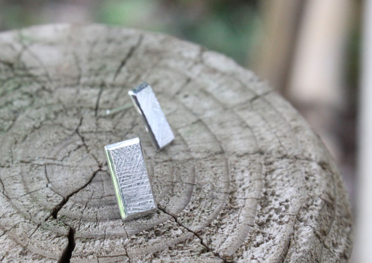 スクエアピアスS