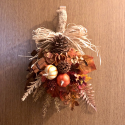 秋リース　秋色スワッグ　かぼちゃと木の実　枯葉色　アーティフィシャルフラワー　玄関ドアリース・スワッグ 5枚目の画像