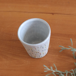 フリーカップ中　湯呑み「花畑」 2枚目の画像