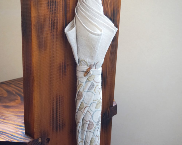 【受注製作】日傘　刺繍生地　竹製持ち手　木芯　サークル　生成り 2枚目の画像