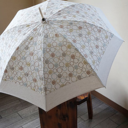 【受注製作】日傘　刺繍生地　竹製持ち手　木芯　サークル　生成り 4枚目の画像