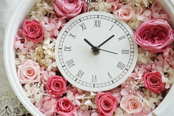 プリザーブドフラワーの時計＊花時計＊ピンク＊ 2枚目の画像