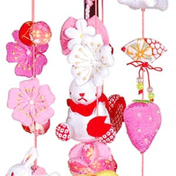 つるし飾り つるし雛 手毬と桜うさぎ（特小）スタンド付 吊るし雛  ひな人形 雛人形 お祝い品 桃の節句 3枚目の画像