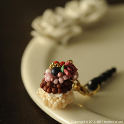 スウィーツスマホピアス～ローズカップケーキ～ 2枚目の画像