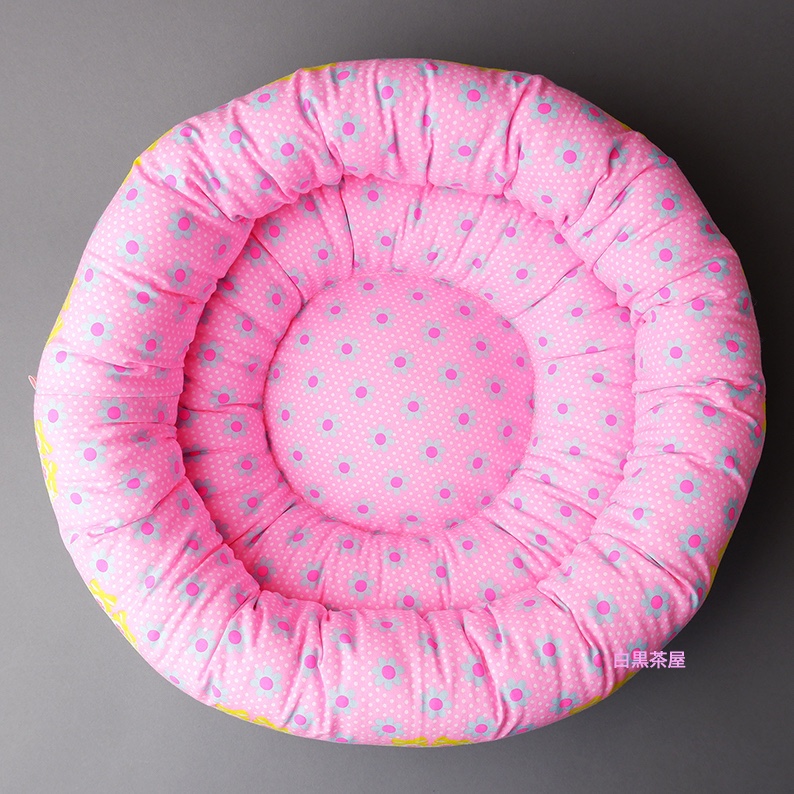 猫ベッド・ラウンド型・Sサイズ・ピンク地ブルーデイジー