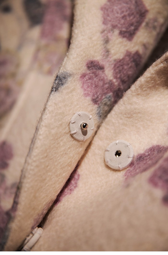 ローズプリントの厚手ウールコート 4枚目の画像