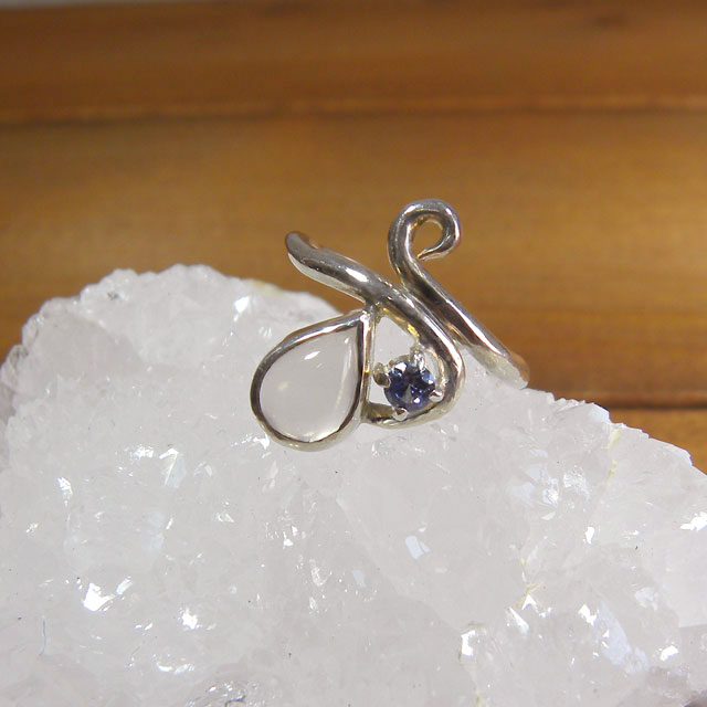 ローズクォーツとブルースピネルの音符♪リング