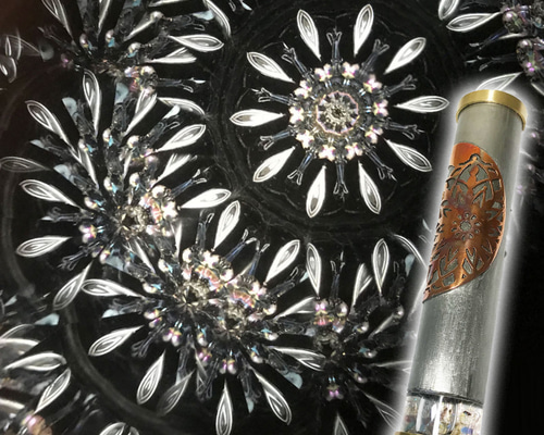 オイル万華鏡 天然石の彫金万華鏡！オイル万華鏡『月の光-ブルートパーズ』 mk