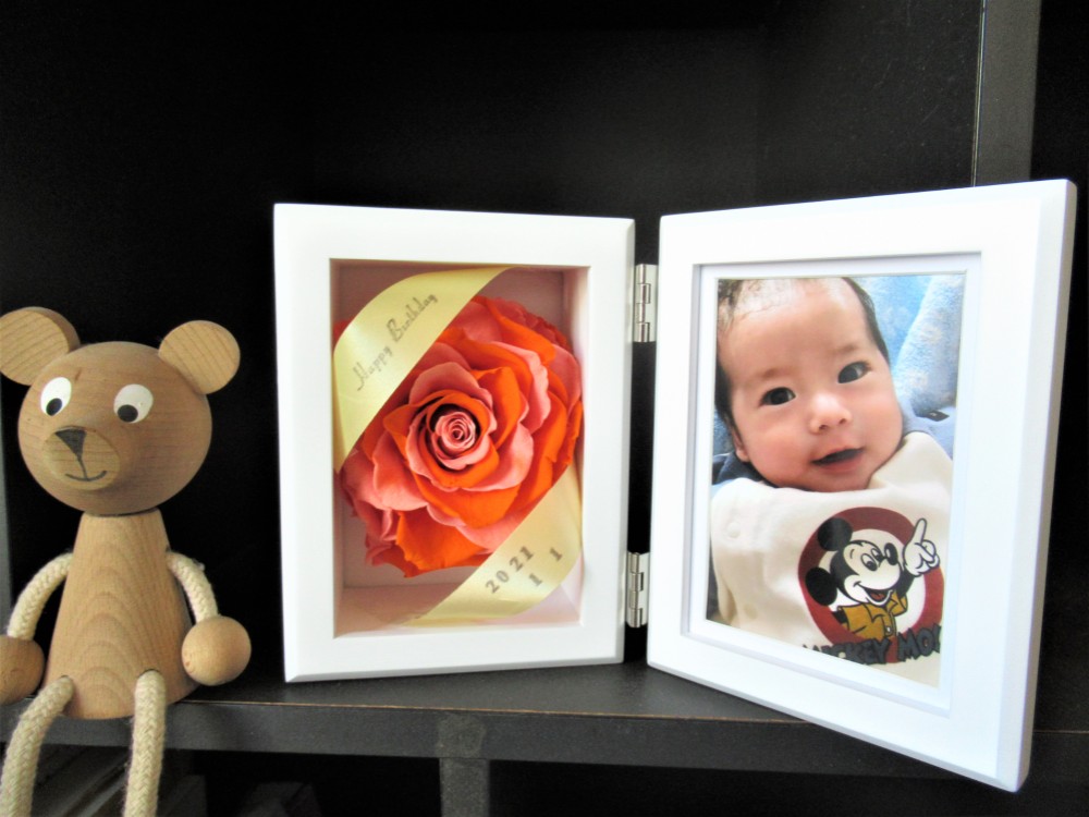 【フォトフレーム縦置き】バラ　メリア　オレンジ プリザーブドフラワー