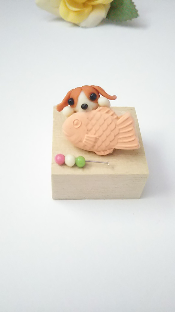 和菓子　たい焼き ミニチュア雑貨 キャバリア置物 犬置物 1枚目の画像