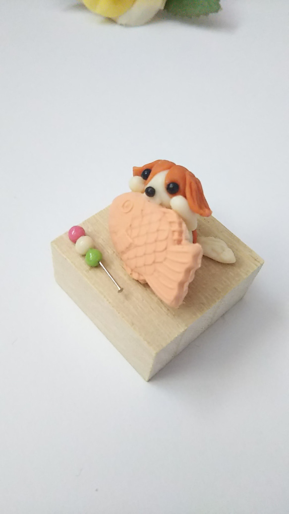 和菓子　たい焼き ミニチュア雑貨 キャバリア置物 犬置物 3枚目の画像