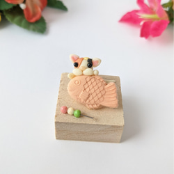 ミニチュア和菓子 たい焼き ねこ人形 ミニチュア雑貨 4　樹脂粘土　猫 4枚目の画像