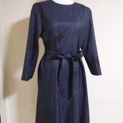 着物リメイク ワンピース 大島紬 ネイビー シルク Aライン ワンピース  