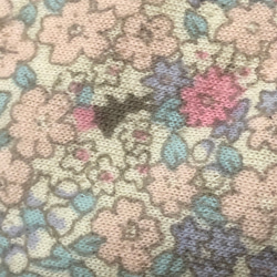 サーモンピンクの小花ワンピース 4枚目の画像