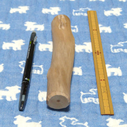 563.犬のおもちゃ、歯固め、かじり木、あまがみ対策、梨の木、小さめ中型犬向き 3枚目の画像