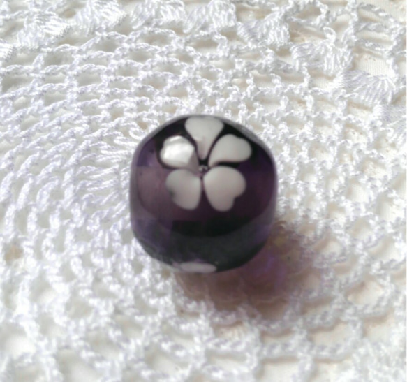 とんぼ玉　桜（紫の玉） 1枚目の画像