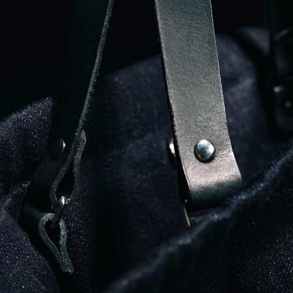 ［午夜藍已完售］ SYNARK韋恩包（五角口袋） 托特包／後背包二合一 可變形 丹寧+真皮 精緻細節 手工製作 4色 第3張的照片
