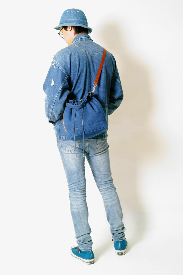 DENIM-ハンドメイドデニムデニムキャンバスしわくちゃトート/斜めバック/バケットバッグ 2枚目の画像