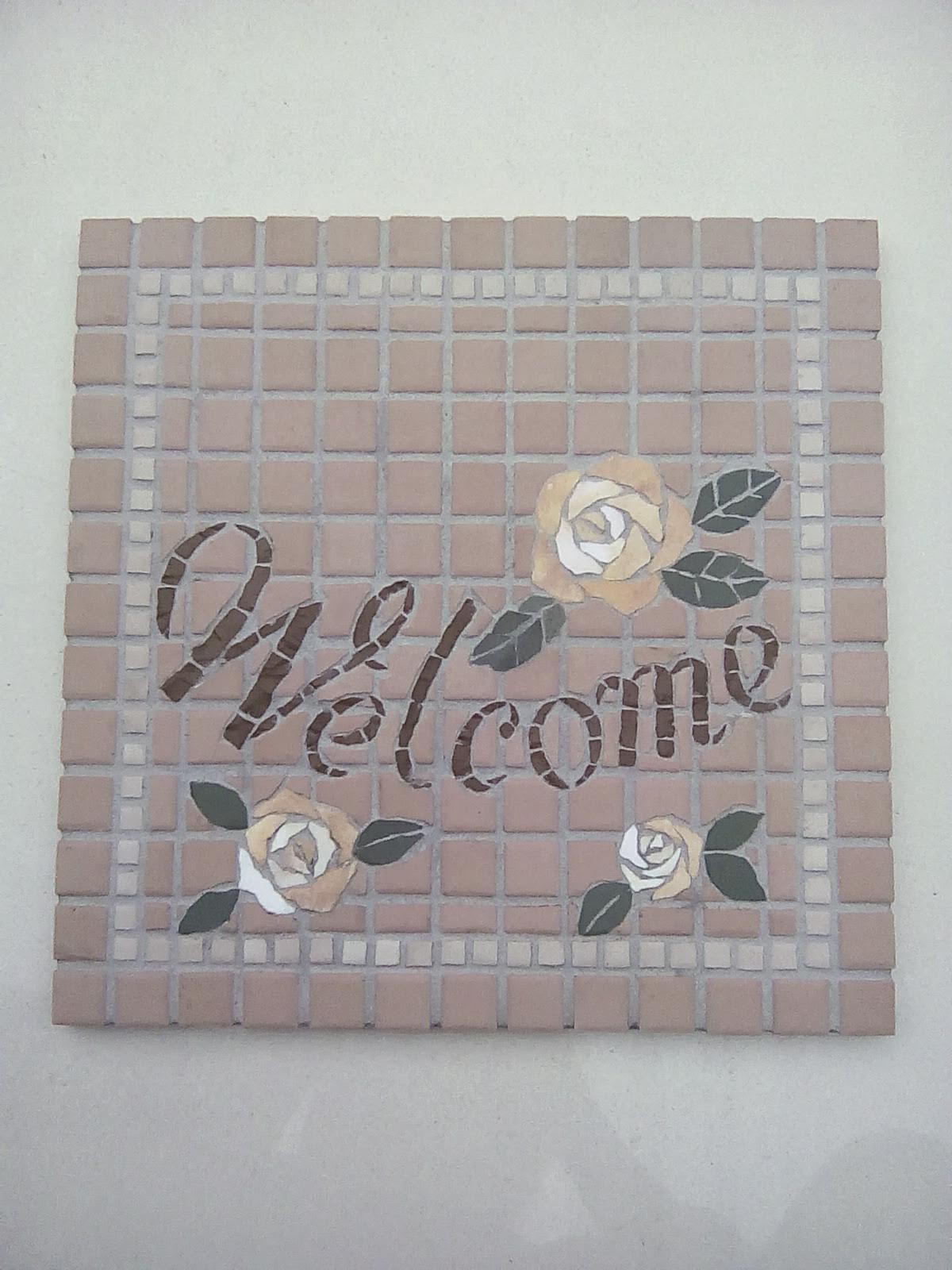 玄関ポーチ用モザイクタイル（薔薇）