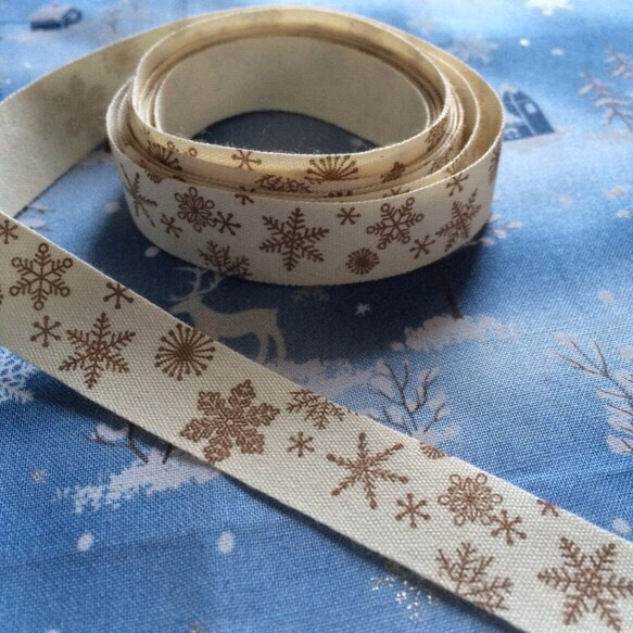 [送料無料] 平織り布テープ 雪の結晶190cm 1枚目の画像