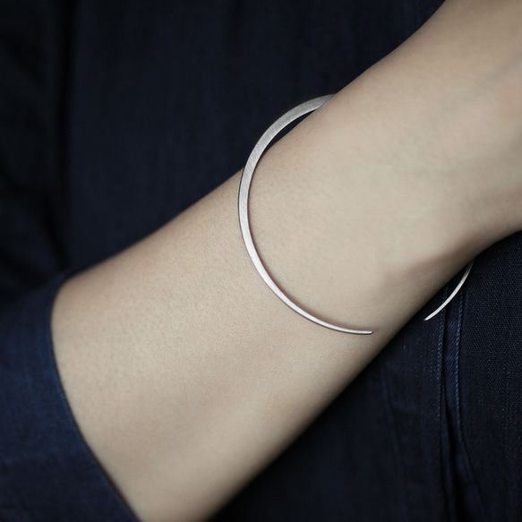 Moonlight Bangle 65mm / Silver / BN04 2枚目の画像