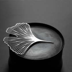 Ginkgo Brooch M / Silver / BR06 2枚目の画像