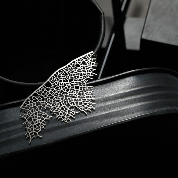 Skeleton Leaf Pendant L / Silver / P19 2枚目の画像