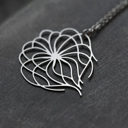 Clematis Vitalba Pendant S / Silver / P32 1枚目の画像