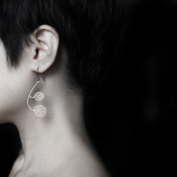 Connect Earrings S / Silver / E18 1枚目の画像