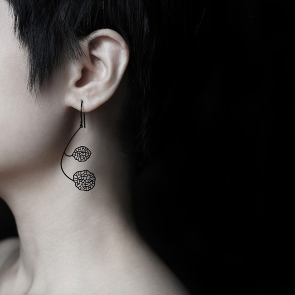 Connect Earrings S / Black / E18B 1枚目の画像