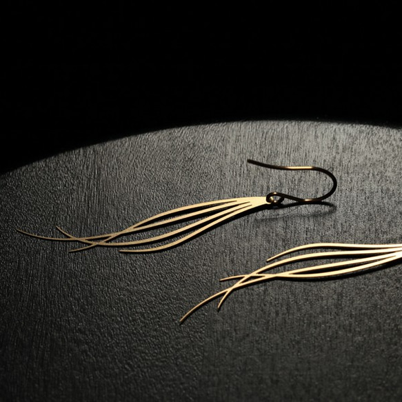 Breeze Earrings S / Gold / E26G 2枚目の画像