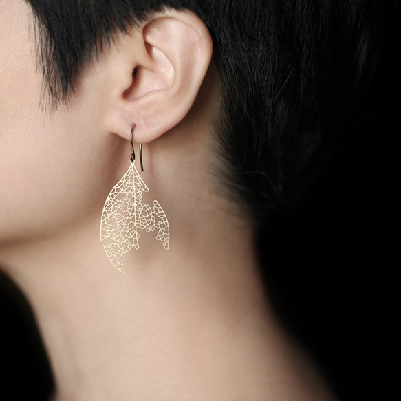 White Ash Earring S / Gold / E27G 2枚目の画像