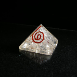 ヒマラヤ水晶 ミニ ピラミッド オルゴナイト 天然石 3枚目の画像