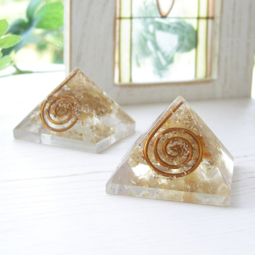 癒しのオルゴナイト❤️アマゾナイト＋シトリンのハート型♡ 癒しのオルゴナイト❤️アマゾナイト ＋シトリンのハート型♡