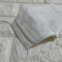 choucho ホワイト 大きめ立体マスク　フィルターポケット付き　ミナペルホネン 4枚目の画像