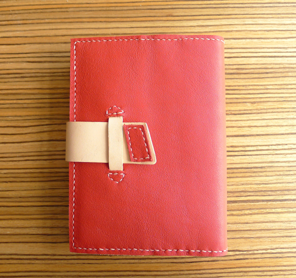 牛革手帳カバーA6サイズ　 赤 3枚目の画像