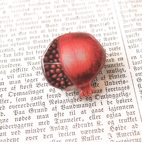 柘榴のブローチ ブローチ gecko-r 通販｜Creema(クリーマ) 10399872 