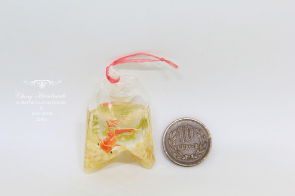 ポケット金魚バッグ-オレンジ小金魚 1枚目の画像
