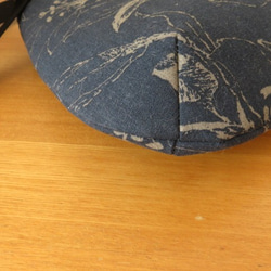 YUWAユリ柄リネンのおにぎり型ショルダーバッグ 3枚目の画像