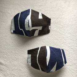 NO3 親子セット　大人サイズＬ　キッズサイズ　立体マスク　親子コーデ　ハンドメイド ビーズストッパー付き 1枚目の画像