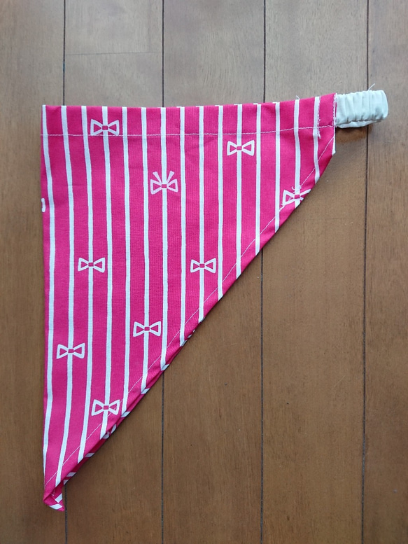 子供用 エプロン(ポケット付き)&三角巾(ストライプ リボン柄 赤) 2枚目の画像