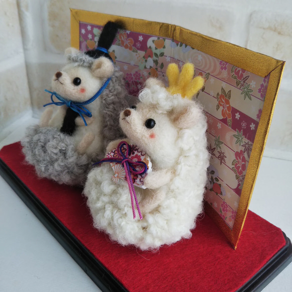 雛人形 【ハリネズミ】羊毛フェルト 3枚目の画像