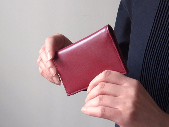 << 残り僅か >>【SALE！】シンプルなカードケース （ミニ財布としても）- Card Case - バーガンディ 3枚目の画像