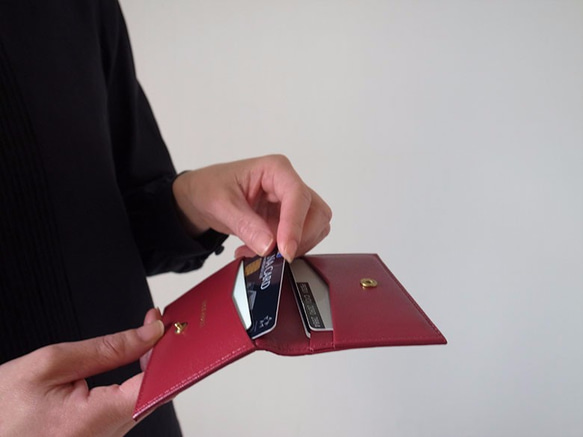 << 残り僅か >>【SALE！】シンプルなカードケース （ミニ財布としても）- Card Case - バーガンディ 4枚目の画像