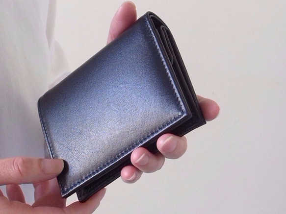 【完売】小銭が取り出しやすい！二つ折り財布 - Short Wallet - ネイビー 6枚目の画像