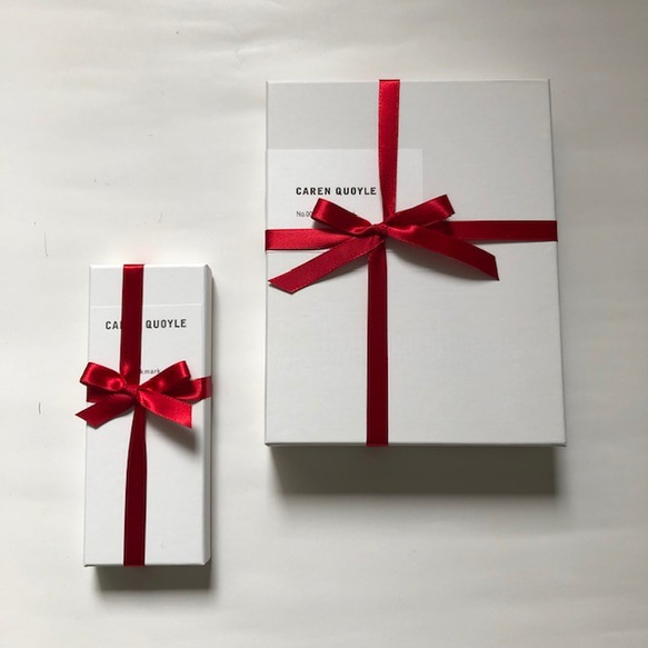 （再販）大人の装いに - クラッチバッグ - グレー -：カレン クオイル 5枚目の画像